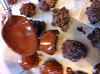 sugarandspiceandsandpaper no bake oreo truffles